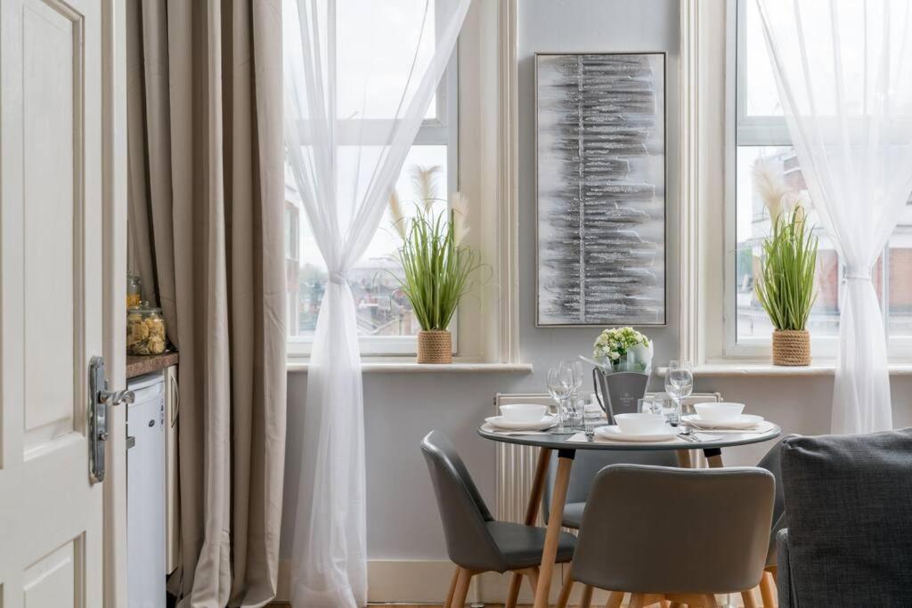 런던 Cozy 1 Bed For 4 Paddington 아파트 외부 사진